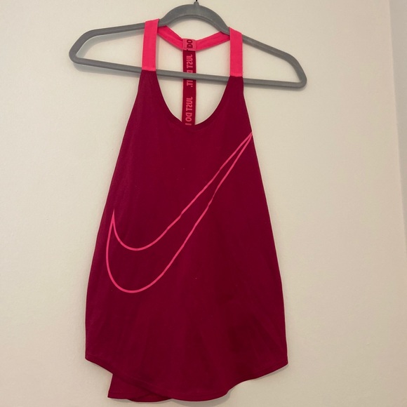 Nike Workout Top - Picture 1 of 2